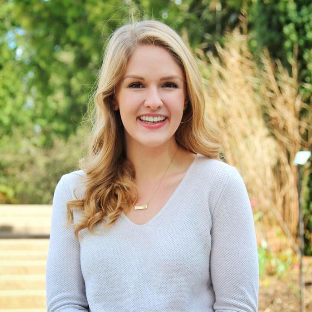 Meet your Posher, Alexis